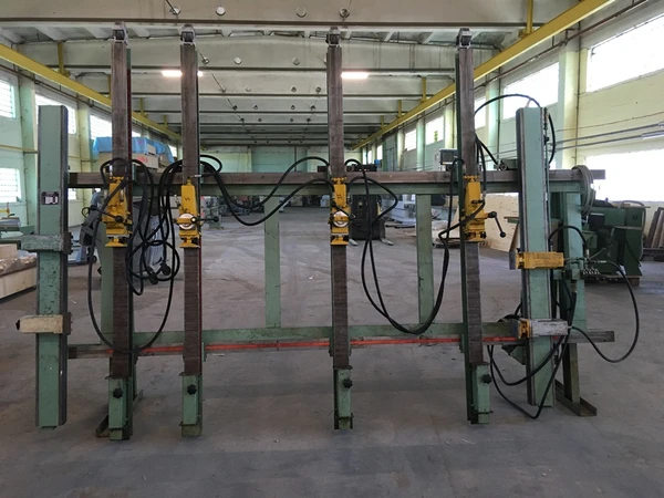 EURO SPEZIAL 3250mm – galingas hidraulinis presas||Vokiškas presas 1850mm aukštis – 6 cilindrai||1978 m. EURO SPEZIAL presas – patikima kokyb?||Hidraulinis presas 3250x1850 – tik 2350 Eur
