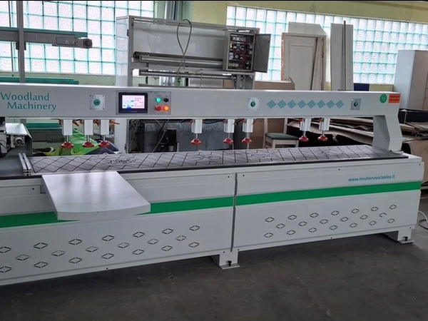 Didelės galios CNC staklės su 18000 rpm greičiu