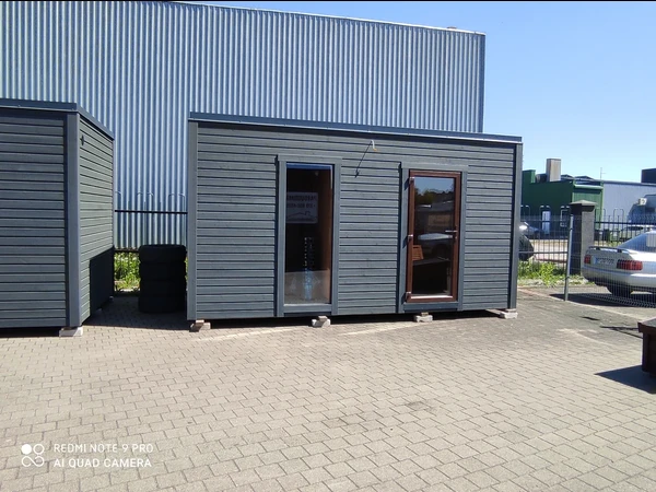 Moderni pirtis su elektrine krosnimi nuo 7500€