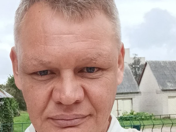 Sutikite su įdomia moterimi jūsų amžiaus grupėje