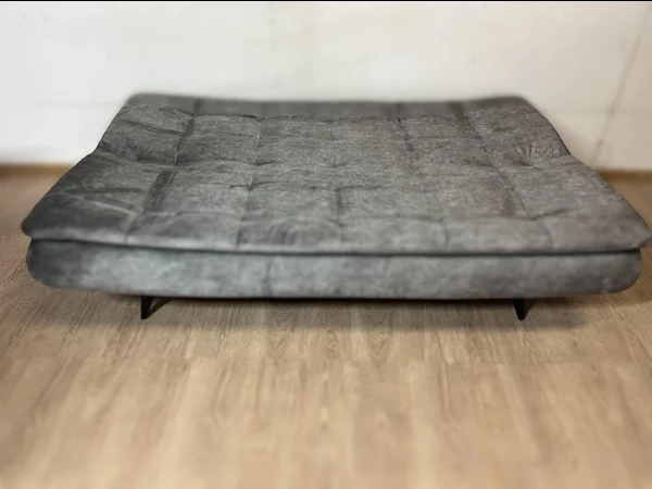 Erdvi sofa lova su patalynės dėže ir komforto sluoksniu