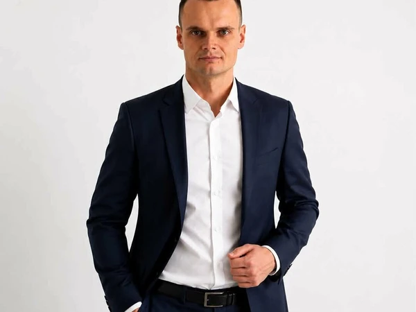 Patyr?s NT brokeris Jonavoje Ukmerg?je K?dainiuose||Parduokite but? 10% brangiau su NT brokeriu Renatu||Nekilnojamojo turto pardavimas greitai ir pelningai||Profesionalus NT brokeris 5 rajonuose nuo 6 met?||Parduodame j?s? nam? už aukš?iausi? rinkos kain?