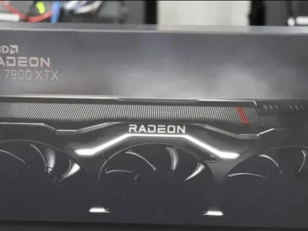 AMD Radeon RX 7900 XTX – 4K žaidimų našumo lyderis