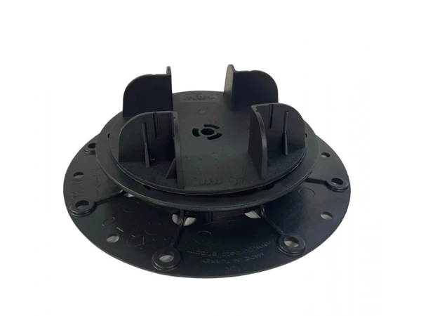 Reguliuojamos terasos atramos nuo 1,70 €||Stabilios ir ilgaamž?s atramos j?s? terasai||CE sertifikuotos atramos terasoms ir plytel?ms||Montavimas lengvas – atramos visoms sijoms||Terasos atramos ir priedai už teising? kain?