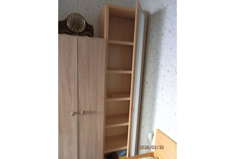 Parduodu dvi erdvias spintas – mažesn? 70€, didesn? 150€