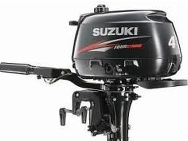 Suzuki variklis valčiai – patikimumas ir galia||Naujas Suzuki variklis – greitis ir ekonomiškumas||Suzuki 4-taktis variklis – lengvas ir tylus darbas||Patikimas Suzuki variklis – tobula valties pora