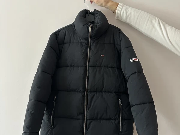 Tommy Jeans pūkinė striukė moterims XS dydis