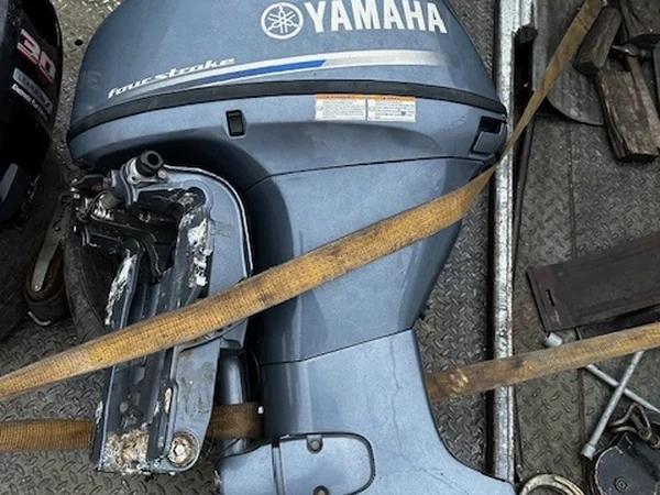 Yamaha 30 AG – patikima jėga jūros nuotygiui||Ekonomiškas 4-taktis variklis žvejybai ir pramogai||Tylus 30 AG variklis su vandens aušinimu||Puikus 3 cilindrų variklis jūrų kelionėms