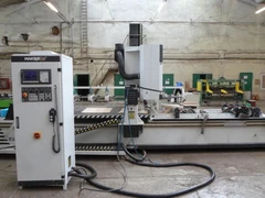 21-70-8057 MAKSER TEAM CNC centras (naudotas)
