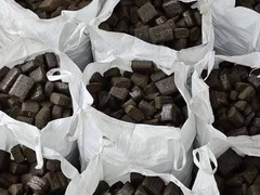 BRIKETAI GRANULĖS MALKOS ANGLIS