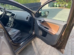 Geros būklės Volvo XC60 su naujomis padangomis