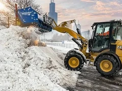 Kasame, krauname, vežame. Sniegas, žemės darbai.