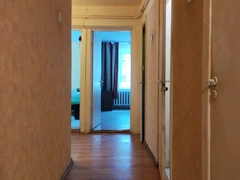 Nuomojamas kambarys su baldais ir buitine technika