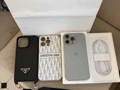 Parduodamas iPhone 16 pro Max turi dovanų kainą