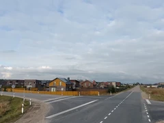 Parduodami du sklybai poderiskese